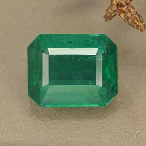 4.82 克拉八角形切割祖母绿宝石| 11.5 x 9.3 mm | GemSelect