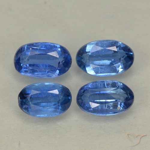 2.84 克拉蓝色蓝晶石| 垫形切割| 10.6 x 6.7 mm | GemSelect